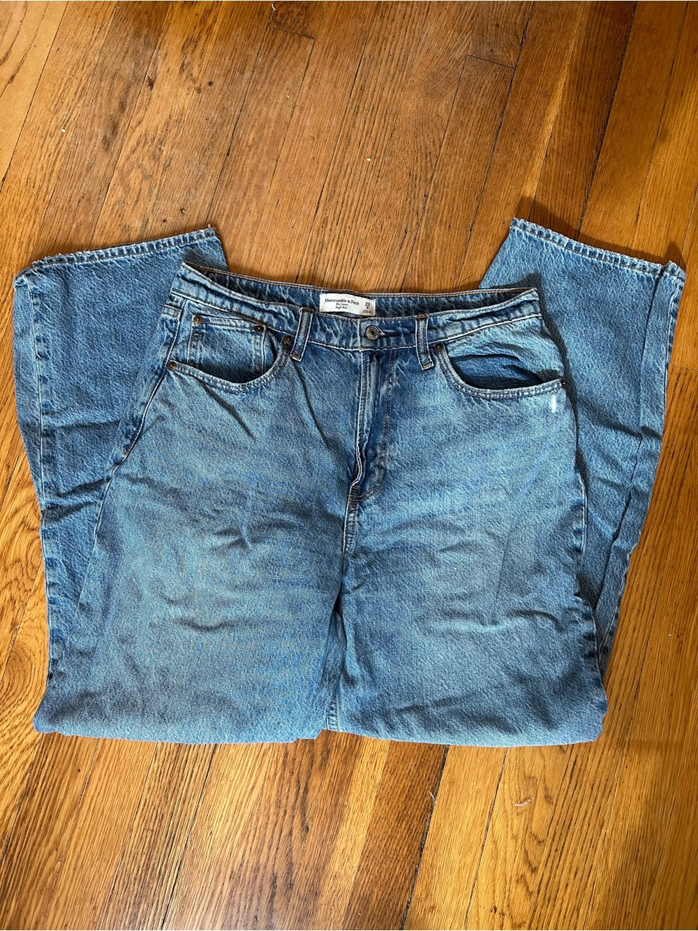Abercrombie & Fitch High-Rise Light Blue Women's Jeans